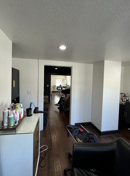 More Photos Of 601 Riley St, Folsom Office For Sale