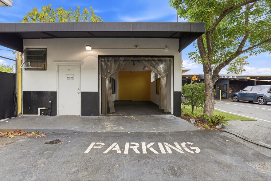 More Photos Of 824 N Dixie Hwy, Lake Worth Carwash For Lease