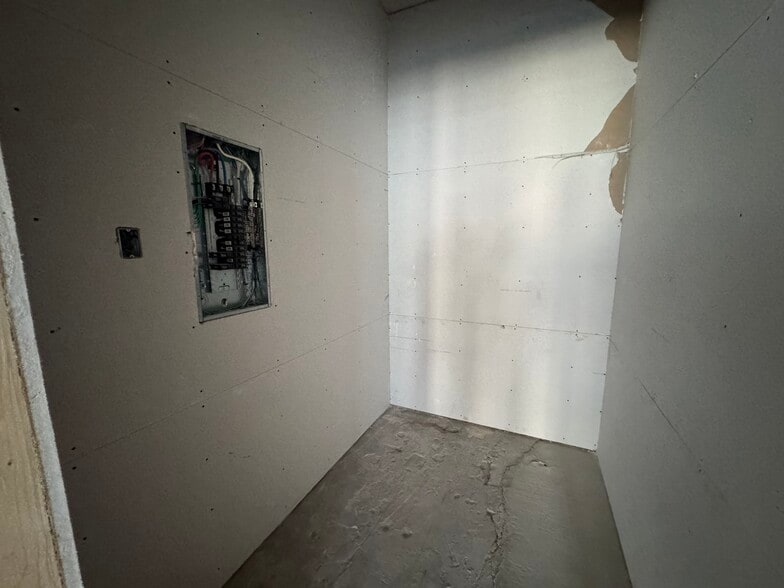 More Photos Of 2297 Main St, Buffalo General Retail For Sale