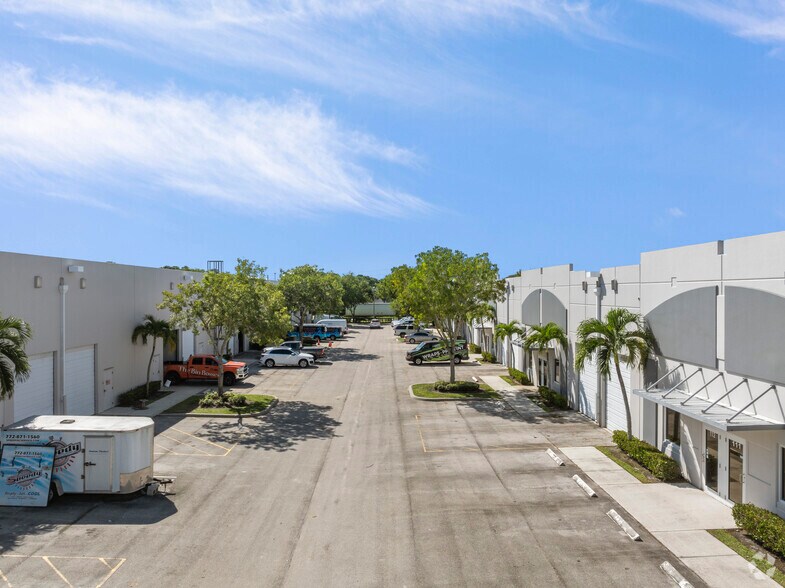 More Photos Of 534 Mercantile Pl, Port Saint Lucie Unknown For Lease