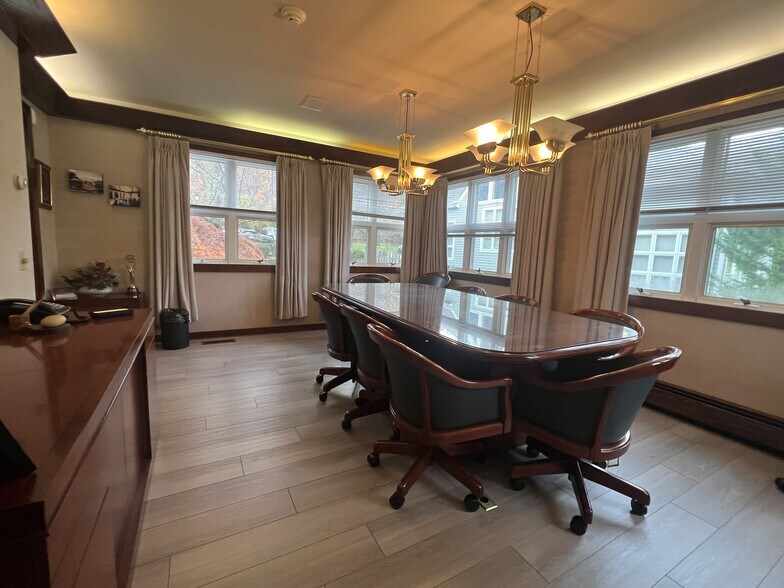 More Photos Of 1099 Mount Kemble Ave, Morristown Office For Lease