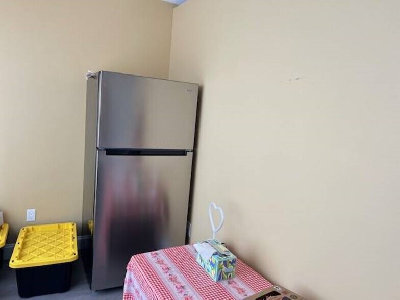 More Photos Of 1460-1462 Nepperhan Ave, Yonkers Storefront Retail Residential For Lease