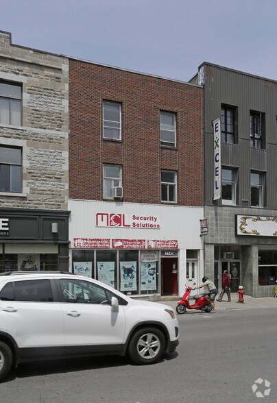 More Photos Of 3745 Rue Notre-Dame O, Montréal Storefront Retail Residential For Lease