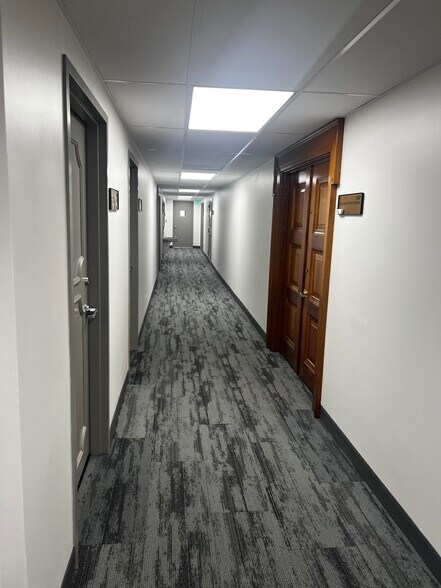 More Photos Of 2929 E Commercial Blvd, Fort Lauderdale Office Residential For Lease