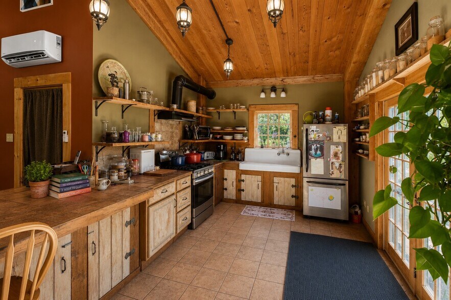 More Photos Of 304 Sutherland Rd, East Meredith Lodge Meeting Hall For Sale