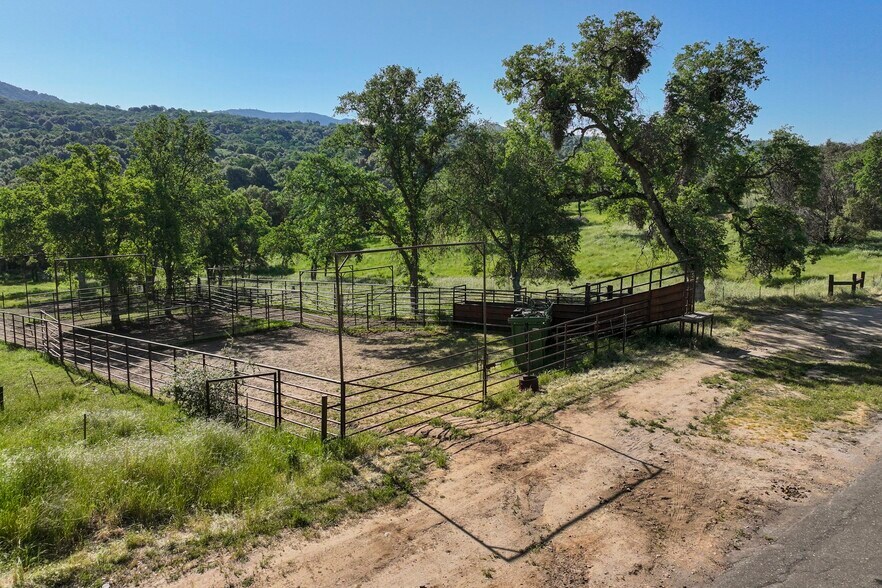 More Photos Of Dry Creek Drive, Badger Land For Sale