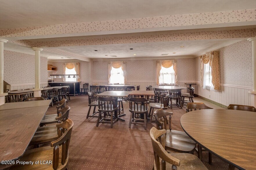 More Photos Of 5501 Bear Creek Blvd, Bear Creek General Retail For Sale