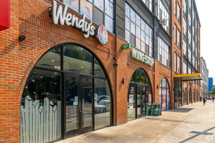 More Photos Of 40-09 21st St, Long Island City Office For Lease