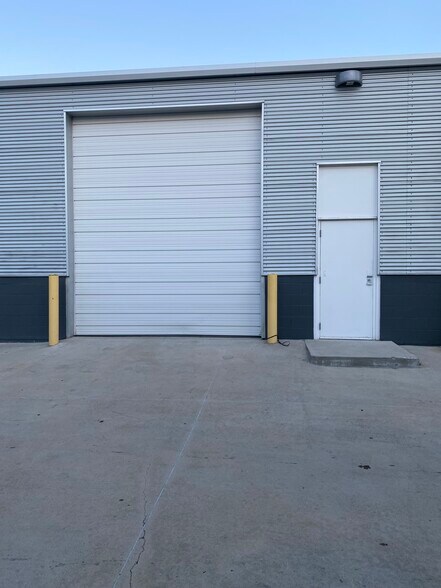 More Photos Of 3111 IH 30, Dallas Light Distribution For Lease