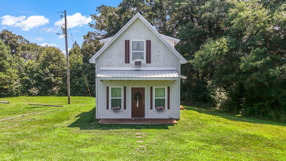 More Photos Of 74 Gore Rd, Boaz Restaurant For Sale