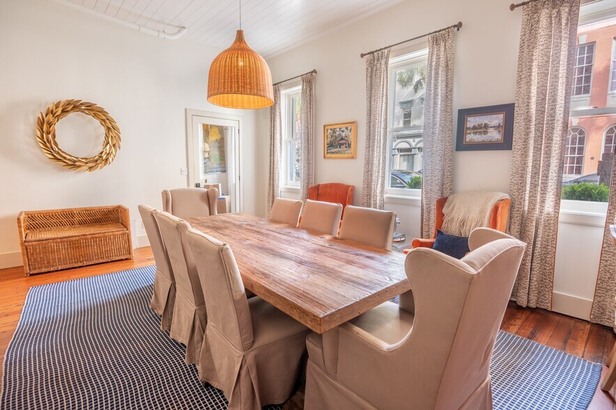 More Photos Of 21 Broad St, Charleston Storefront Retail Residential For Sale