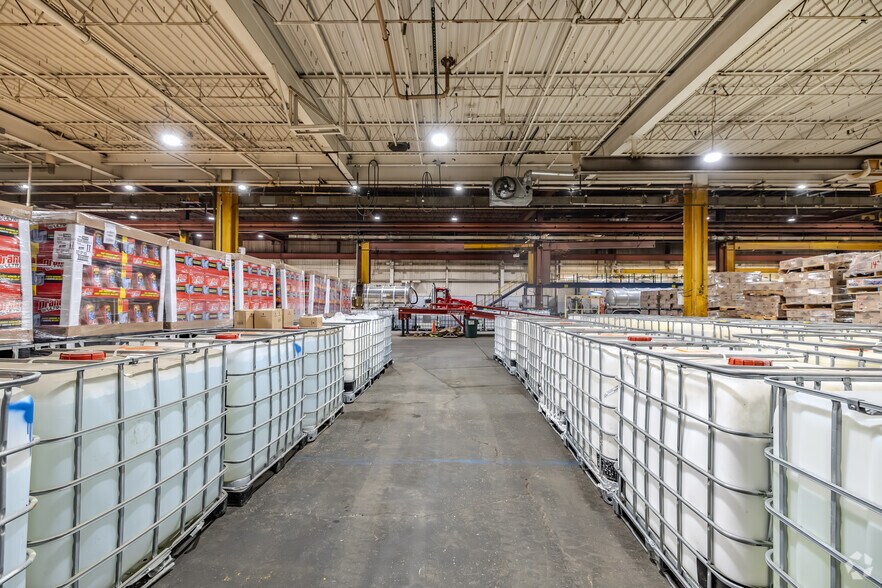 More Photos Of 4480 N 124th St, Milwaukee Manufacturing For Sale