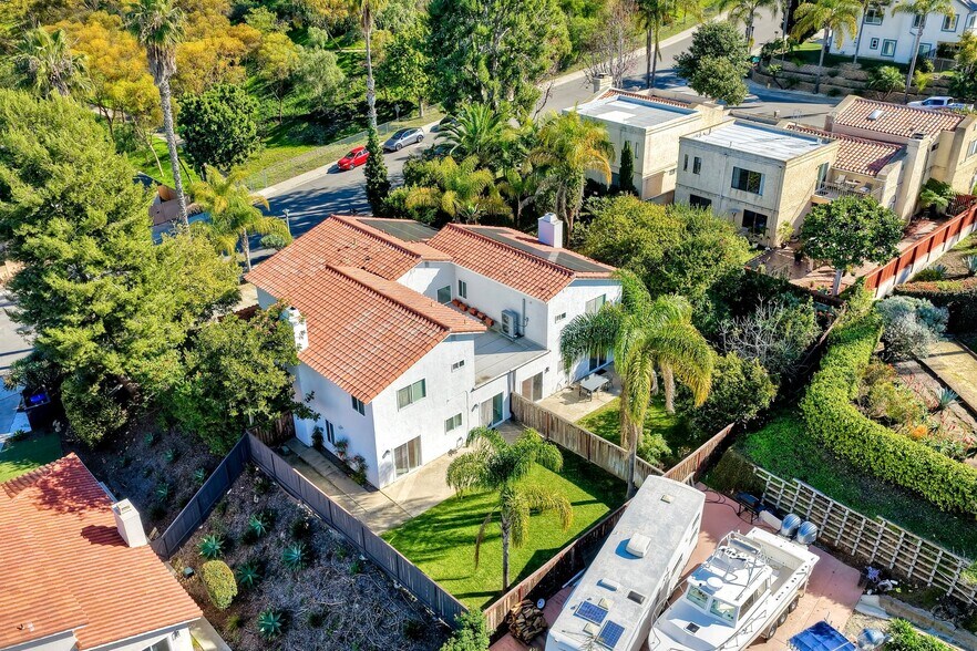 More Photos Of 6809 Corintia St, Carlsbad Multifamily For Sale