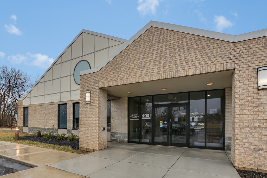 More Photos Of 7201 Green Bay Rd, Kenosha Medical For Lease