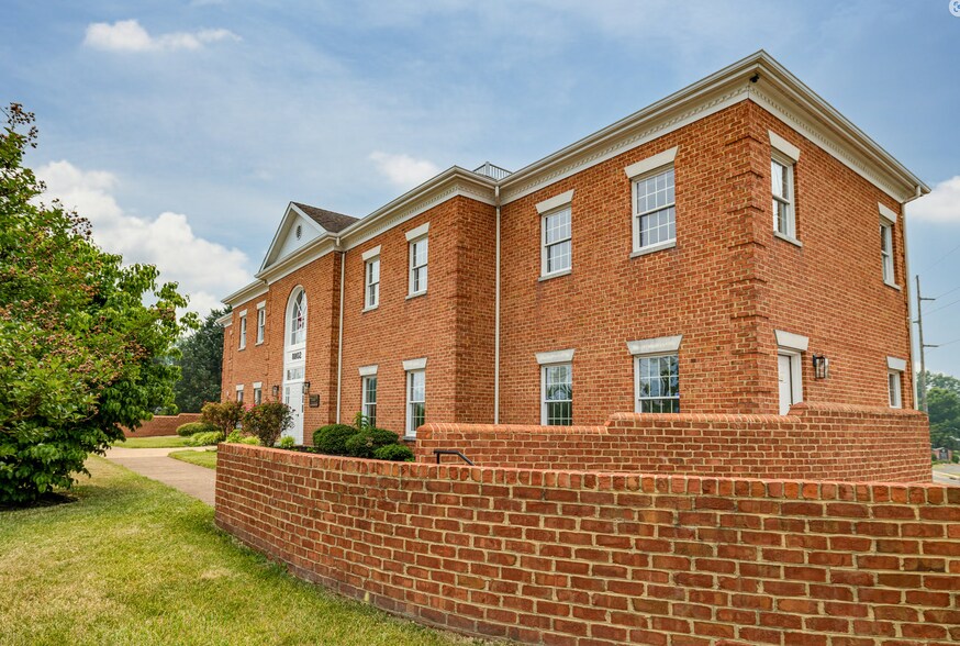 More Photos Of 8802 Sudley Rd, Manassas Medical For Lease