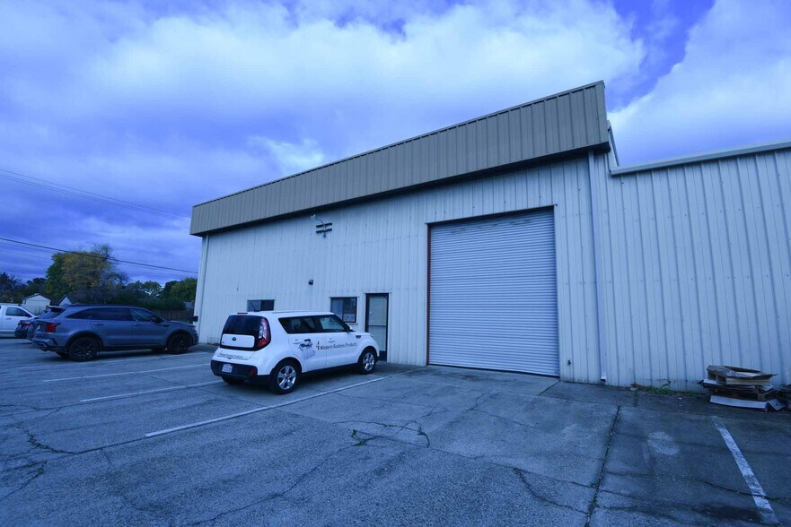 More Photos Of 2269 Hartnell Ave, Redding Industrial For Sale