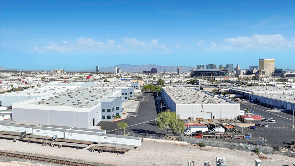 More Photos Of 6025 Procyon St, Las Vegas Warehouse For Lease