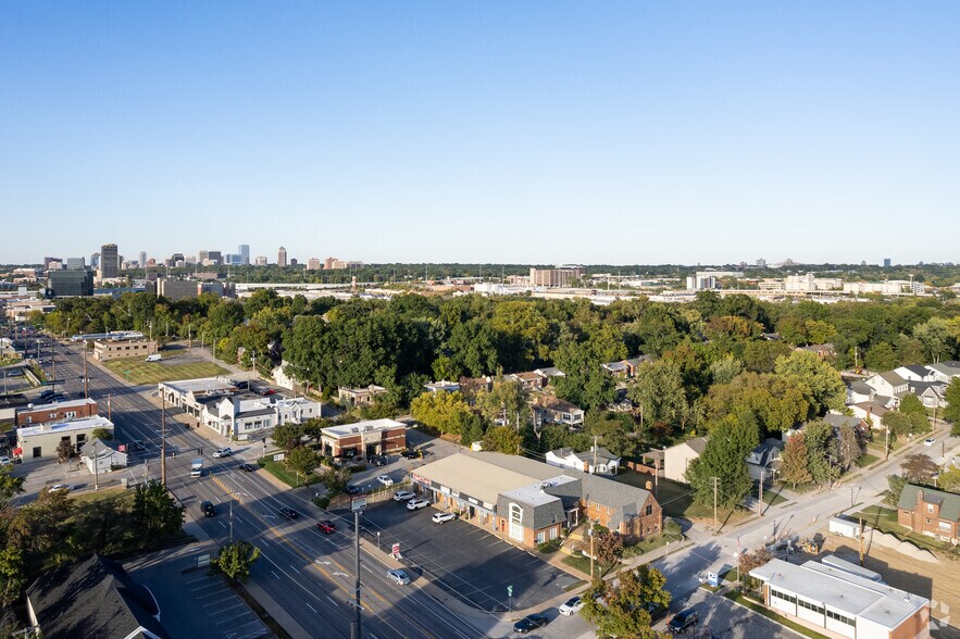 More Photos Of 2310-2326 S Brentwood Blvd, Saint Louis Unknown For Lease