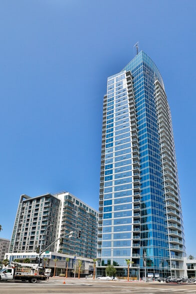 More Photos Of 777 E Ocean Blvd, Long Beach Apartments For Lease