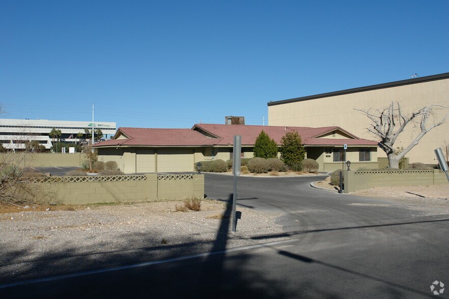 More Photos Of 6236 Laredo St, Las Vegas Office For Sale