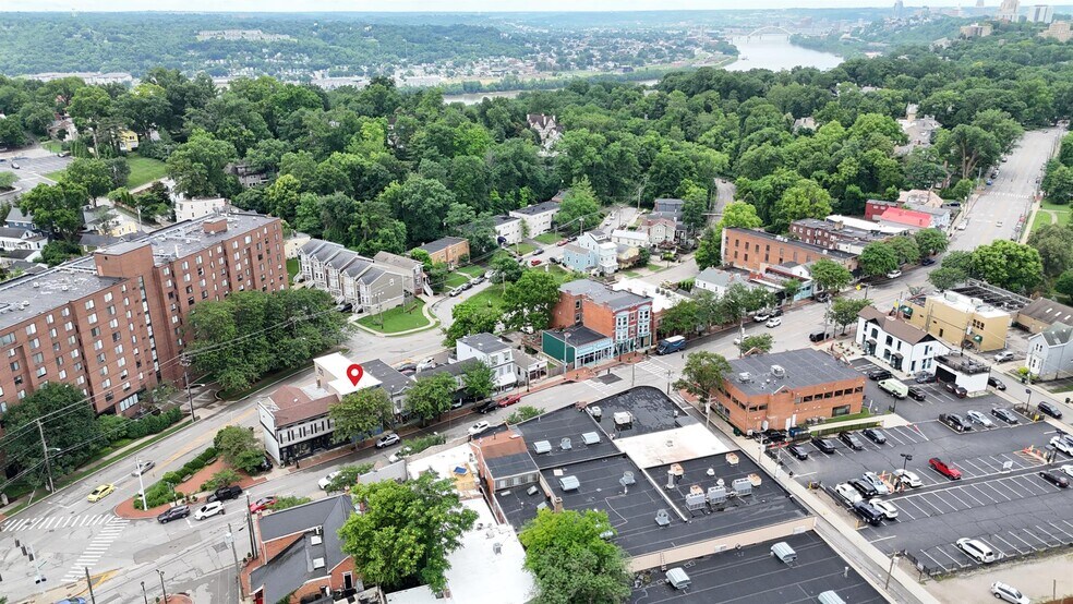 More Photos Of 2039 Madison Rd, Cincinnati Storefront Retail Office For Sale