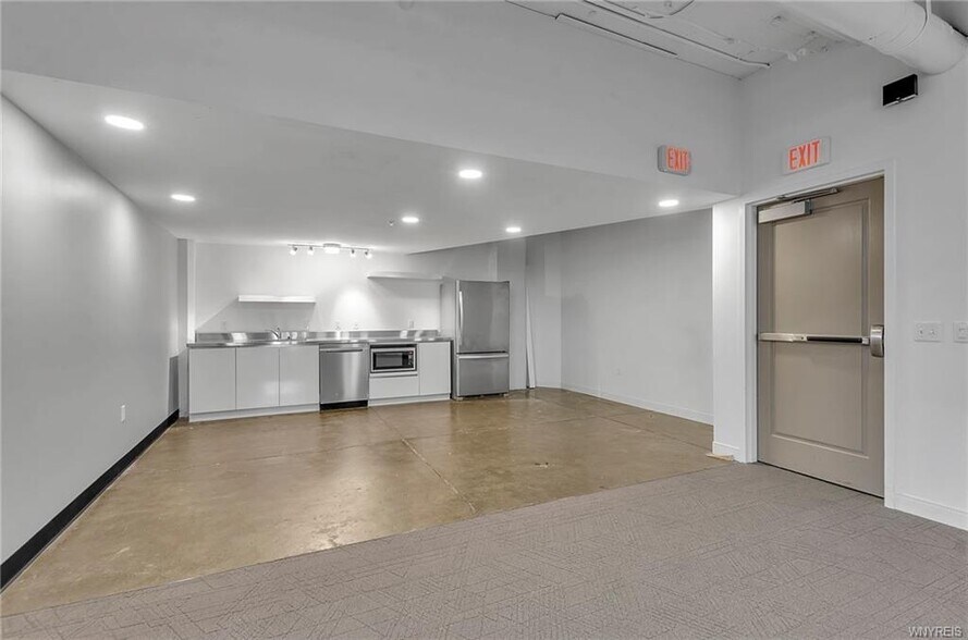 More Photos Of 79 Perry St, Buffalo Loft Creative Space For Lease