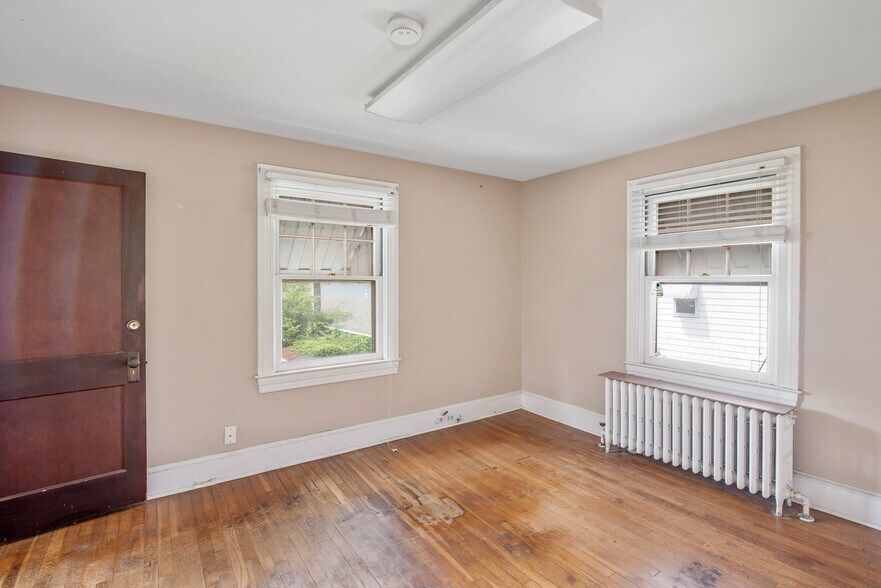 More Photos Of 505 Maryland Ave, Cambridge Office For Sale