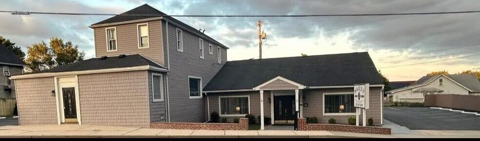 More Photos Of 4021-4023 Annapolis Rd, Halethorpe Office For Sale