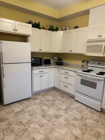 More Photos Of 315 S Grove Ave, Owatonna Schools For Sale