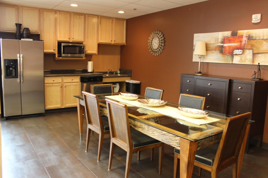 More Photos Of 12700 Nicollet Ave, Burnsville Apartments For Lease