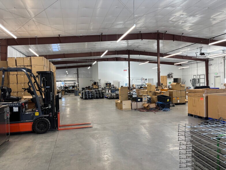 More Photos Of 7775 Gary Watson Pt, Colorado Springs Warehouse For Lease