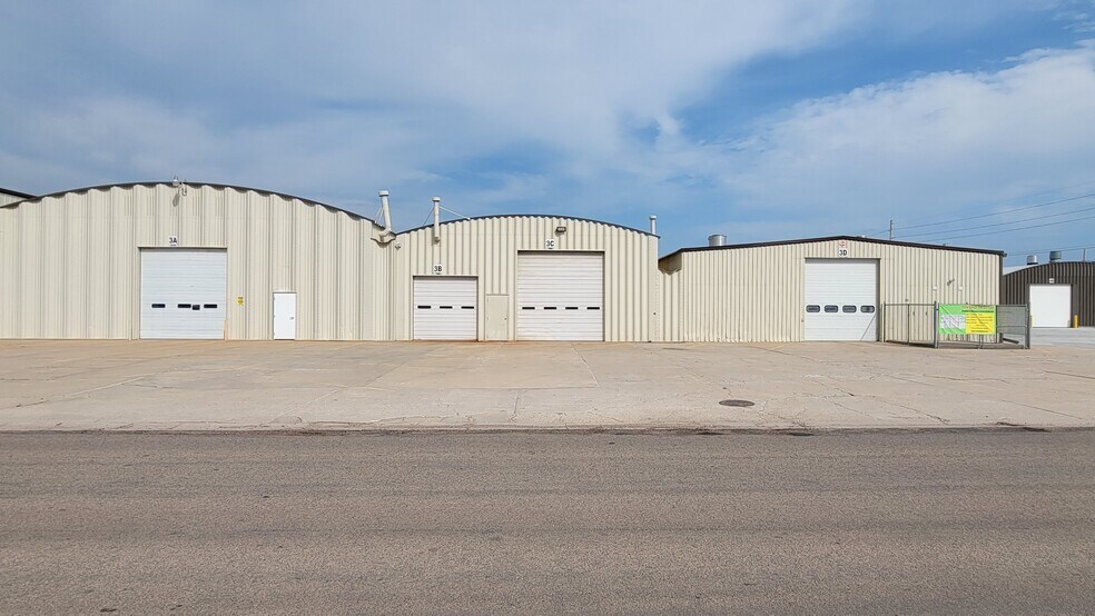 More Photos Of 1751 12th Ave, Columbus Service For Sale