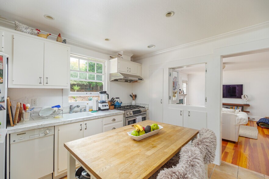 More Photos Of 65 Summit Ave, Mill Valley Apartments For Sale