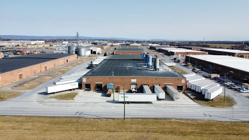 More Photos Of 1050 Superior Ave, Chambersburg Distribution For Sale