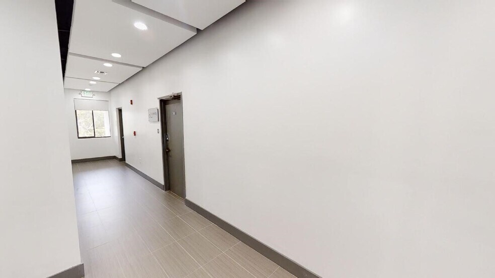 More Photos Of 200 W Palmetto Park Rd, Boca Raton Office For Lease