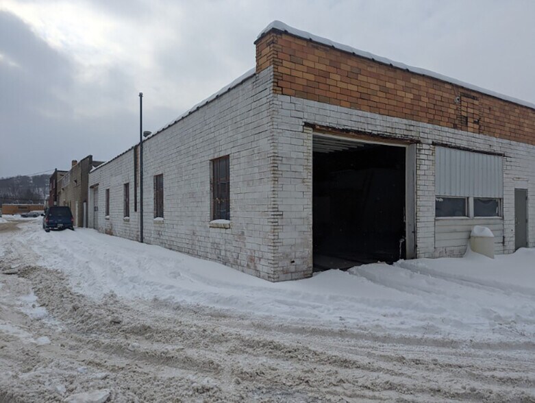 More Photos Of 151 Walnut St, Kittanning Auto Dealership For Sale