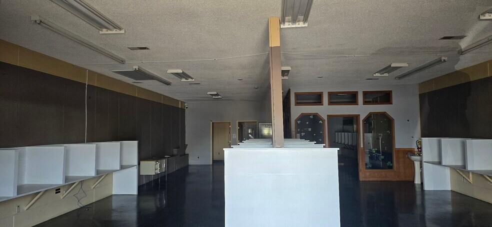 More Photos Of 6441-6451 Yadkin Rd, Fayetteville Unknown For Lease