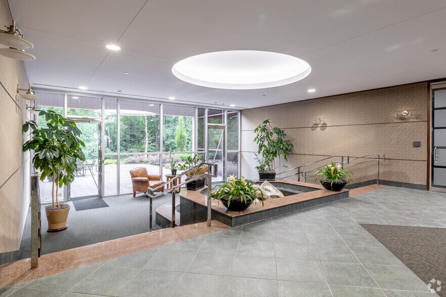 More Photos Of 7501 Boulder View Dr, North Chesterfield Unknown For Lease