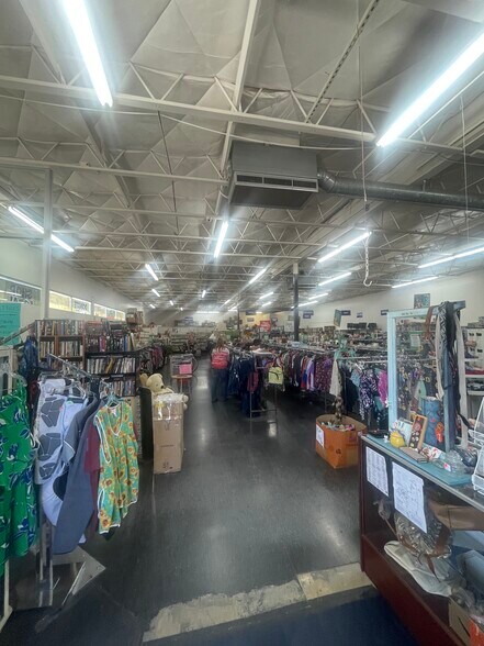 More Photos Of 4705 Highway 95, Bullhead City Fort Mohave Freestanding For Lease