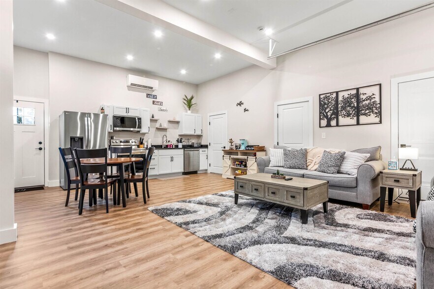 More Photos Of 83 King Rd, Chichester Apartments For Sale