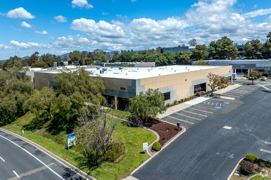 More Photos Of 2630 Business Park Dr, Vista Manufacturing For Sale