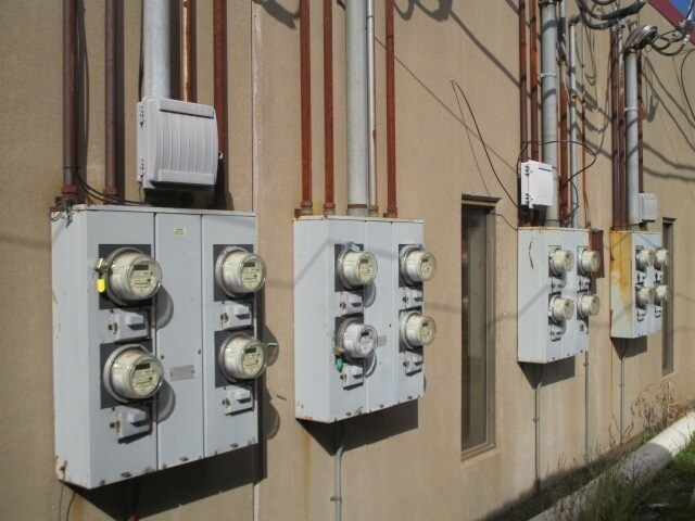 More Photos Of 205 W Hartford Ave, Ponca City Office For Lease