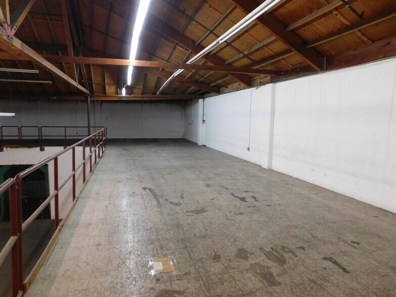 More Photos Of 330 Shaw Rd, South San Francisco Industrial For Lease
