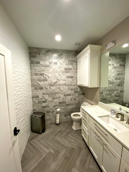 More Photos Of 13340 US 287 & 81, Haslet Office For Lease