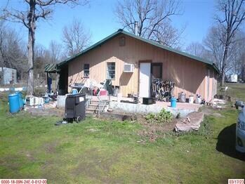 More Photos Of 18870 County Line Rd, Keota Manufacturing For Sale