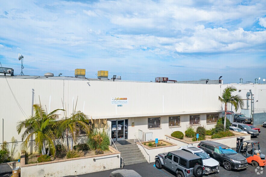 Primary Photo Of 2751 El Presidio St, Carson Warehouse For Lease