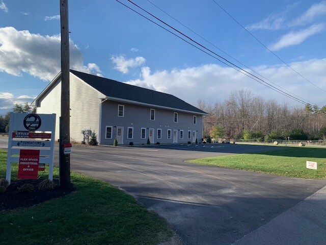 More Photos Of 2 Oxbow Pond Rd, Canterbury Warehouse For Lease