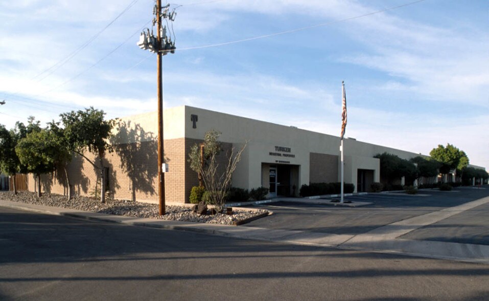 More Photos Of 2829-2847 W McDowell Rd, Phoenix Unknown For Lease