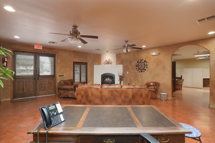 More Photos Of 404 Pat Booker Rd, Universal City Storefront Retail Office For Sale