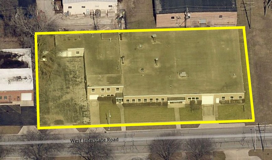 More Photos Of 12 W Interstate Rd, Addison Warehouse For Sale